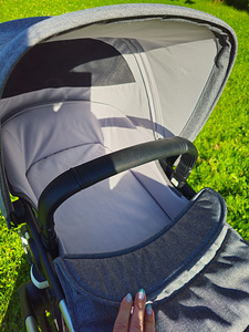 Детская коляска Bugaboo Fox (4 фото из 10)