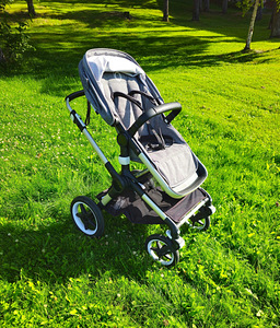 Детская коляска Bugaboo Fox 2 (4 фото из 8)