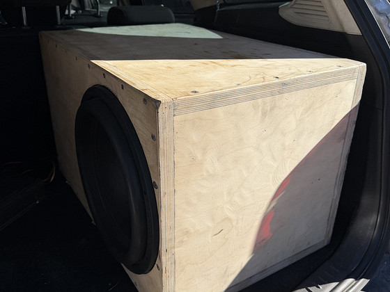 Subwoofer komplekt DD Audio 15" 715d D4 + Kast