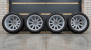 5x112 20" ET 33 Audi Q7/Q8 OEM в очень хорошем состоянии! (1 фото из 10)