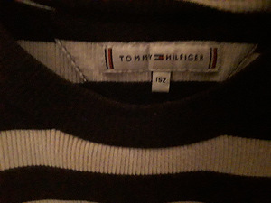Детская толстовка Tommy Hilfiger, размер 152 (2 фото из 3)