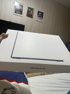 MacBook Air 13 M5 512GB 16GB (4 фото из 6)