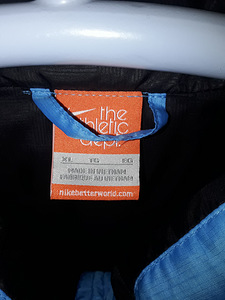 Жилет Nike XL (4 фото из 5)