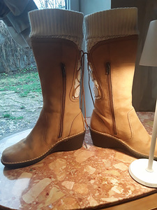 UGG talvesaapad Uued! (4 foto / 5)
