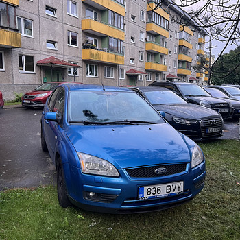 Automaatkäigukastiga LPG auto rent