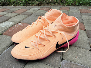 Nike Phantom Luna 2 FG (1 foto / 3)