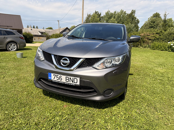 NISSAN QASHQAI 2015