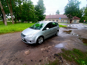 Ford C Max (1 фото из 8)
