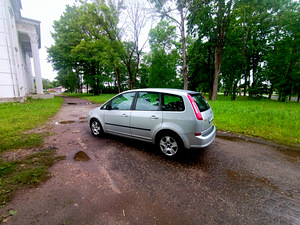 Ford C Max (6 фото из 8)