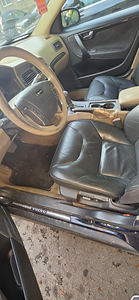 Продам Volvo V70 2.4D (2002) (6 фото из 14)