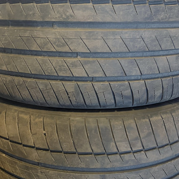 2 летних покрышки Kapesen 295/35 r21