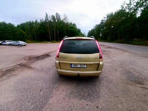 Citroen C4 Picasso (4 фото из 10)