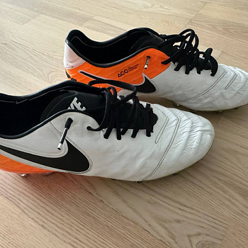 Бутсы Nike Tiempo Legend 6 FG