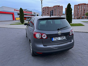 Volkswagen Golf Plus (3 фото из 7)