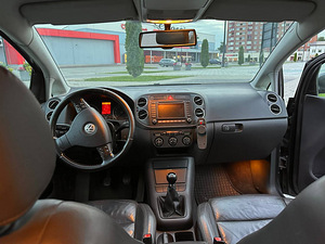 Volkswagen Golf Plus (4 фото из 7)