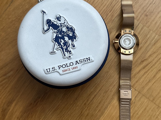 Naiste käekell U.S. Polo Assn. karbiga