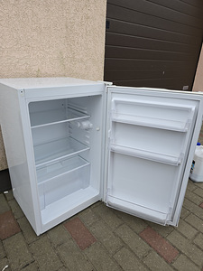 Külmik külmkapp väga heas seisundis (2 foto / 8)