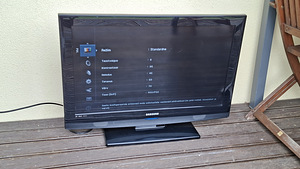 Samsung 32" LCD-телевизор, телик, телевизор (4 фото из 5)