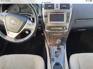 Toyota Avensis 2014 1.8 (2 foto / 6)