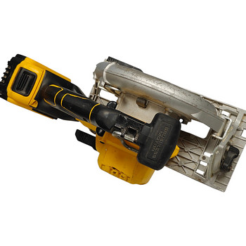 Ketassaag Dewalt Ilma mudelita + Aku 5,0AH