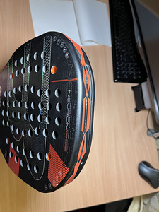Padeli reket Bullpadel Neuron 02 Edge 2026 by Fede Chingotto (5 foto / 6)
