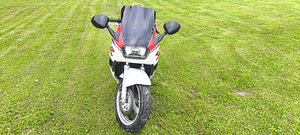 Suzuki GSX 750F (1 фото из 5)
