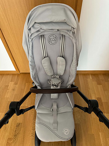 Прогулочная коляска Cybex Eezy S Twist+ 2 (7 фото из 10)
