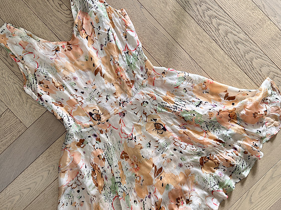 Siidkleit firmalt Iris Janvier