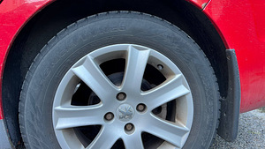 Peugeot 207 SW (5 foto / 8)