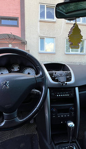 Peugeot 207 SW (4 foto / 8)