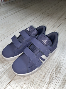 Adidase tossud (1 foto / 4)