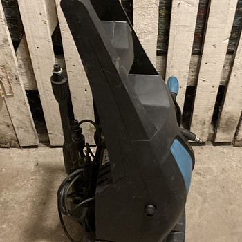 Makita survepesur
