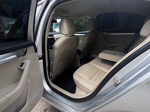Skoda Octavia (4 фото из 10)