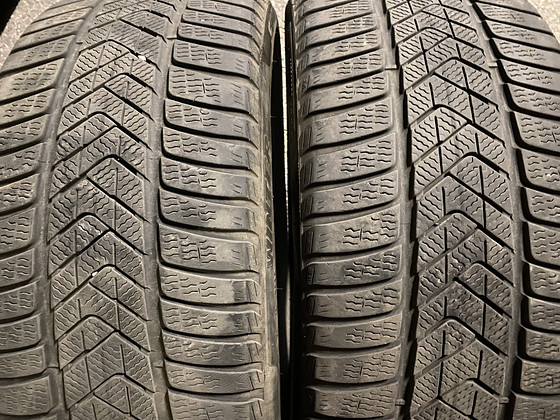255/35 21 98V M+S Pirelli Sottozero 3
