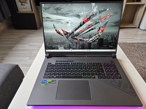 ASUS ROG STRIX G814GI I7-13650HX RTX-4070 (1 фото из 7)