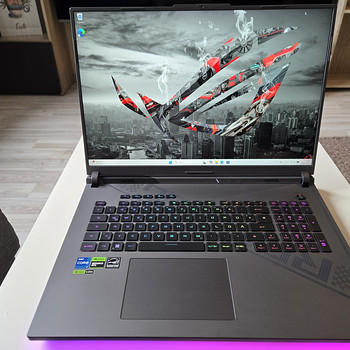 ASUS ROG STRIX G814GI I7-13650HX RTX-4070