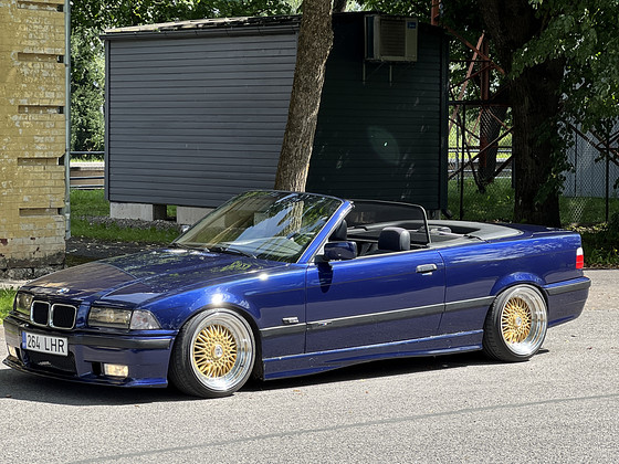 Продаётся BMW E36 кабриолет