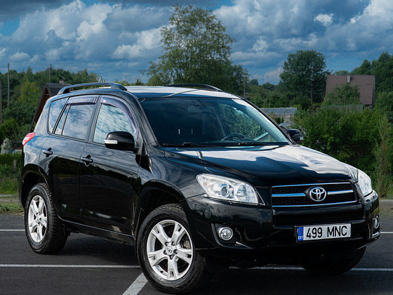 Toyota RAV4 Luxury 4WD LPG