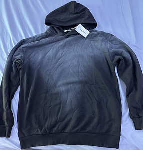 Худи Acne Studios (3 фото из 4)