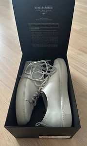 Royal RepubliQ Doric Derby Shoe (5 foto / 7)