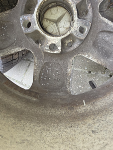 PIRELLI Шины и диски MB 16" (5 фото из 6)