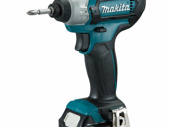 Ударный шуруповерт Makita TD110D + 2,2Ah