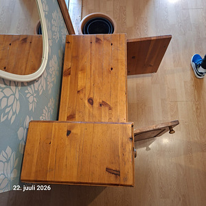 Täispuidust kapid (3 foto / 4)