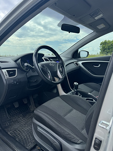 Hyundai i30 1.4 66 кВт (7 фото из 11)