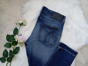 Calvin Klein teksad W33/L32 slim- fit (puuvill ja lyocell) (2 foto / 6)