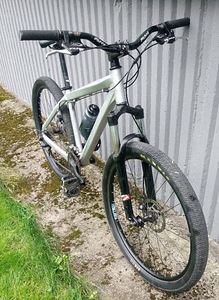 Downhilli ratas, ise kokku pandud, ketaspidurid. (3 foto / 7)