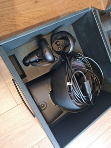 Oculus Rift S (2 foto / 4)