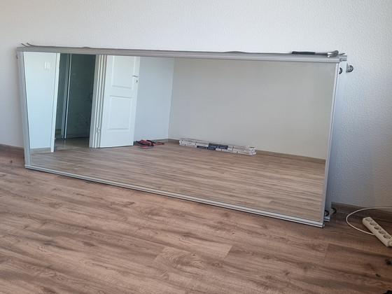 Продаются 3 раздвижные двери 253x103 см.