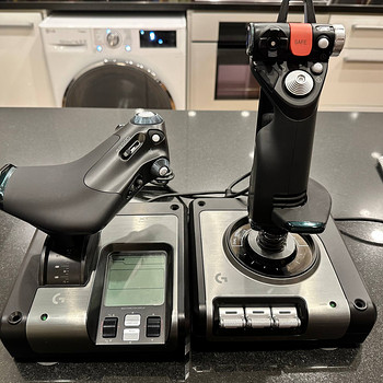 Logitech X52 Pro
