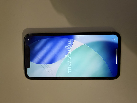 iPhone 11, white, 64gb